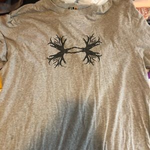 Under armor shirt